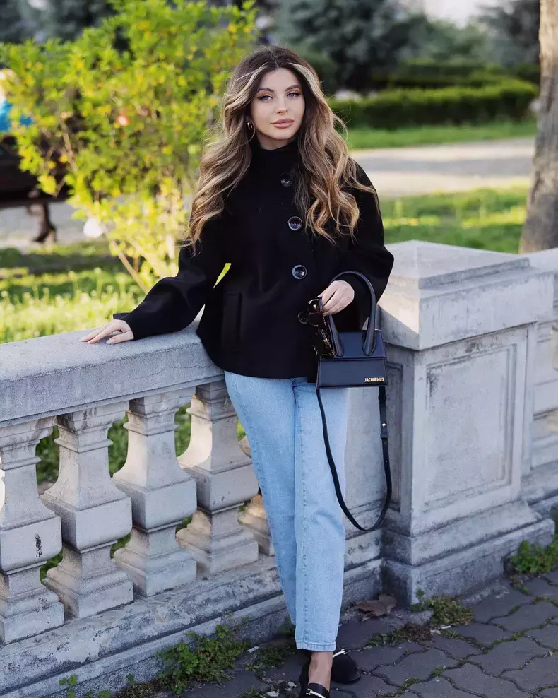 valerie lungu 4567