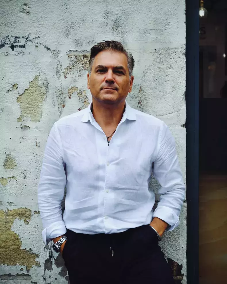 sotia-lui-mircea-radu-adevarul-despre-motivul-pentru-care-s-au-mutat-din-bucuresti.-raluca-radu-aveam-sansele-sa-imi-asez-lucrurile-6