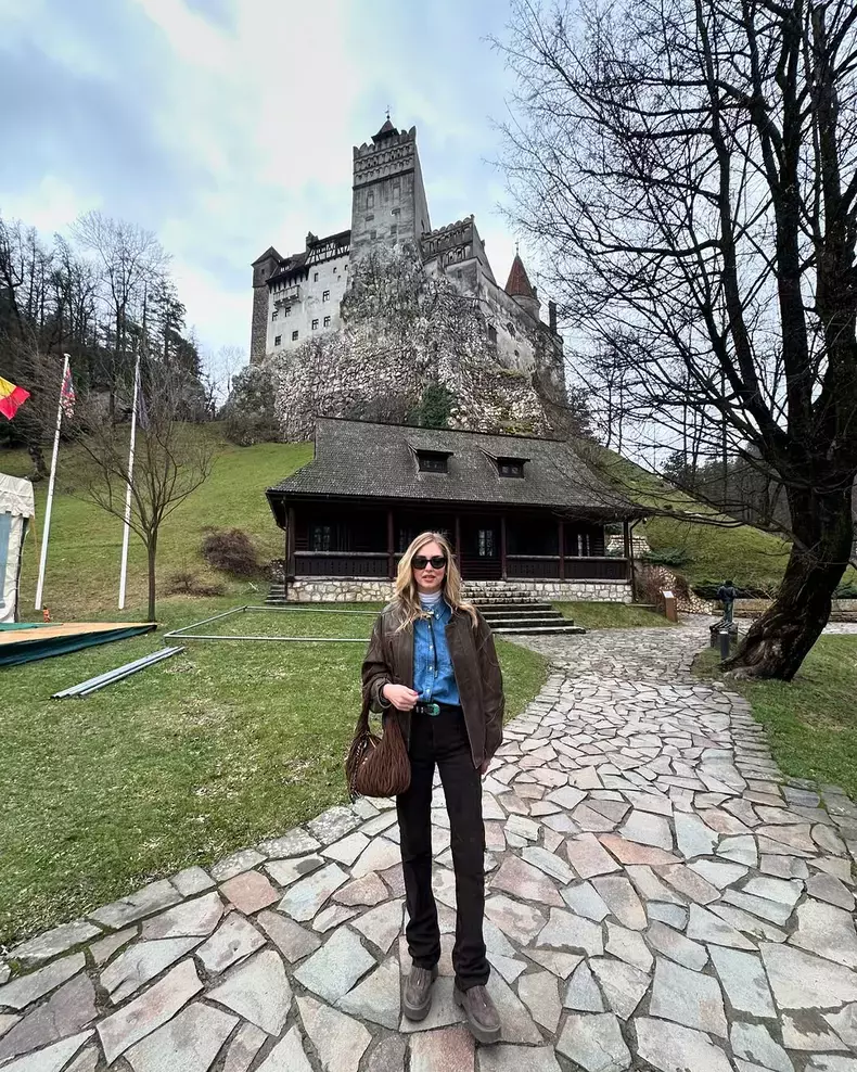 Chiara Ferragn in romania2