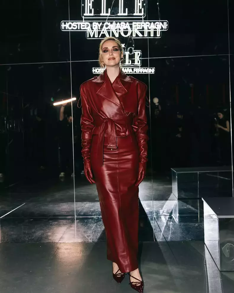 Chiara Ferragn in romania4