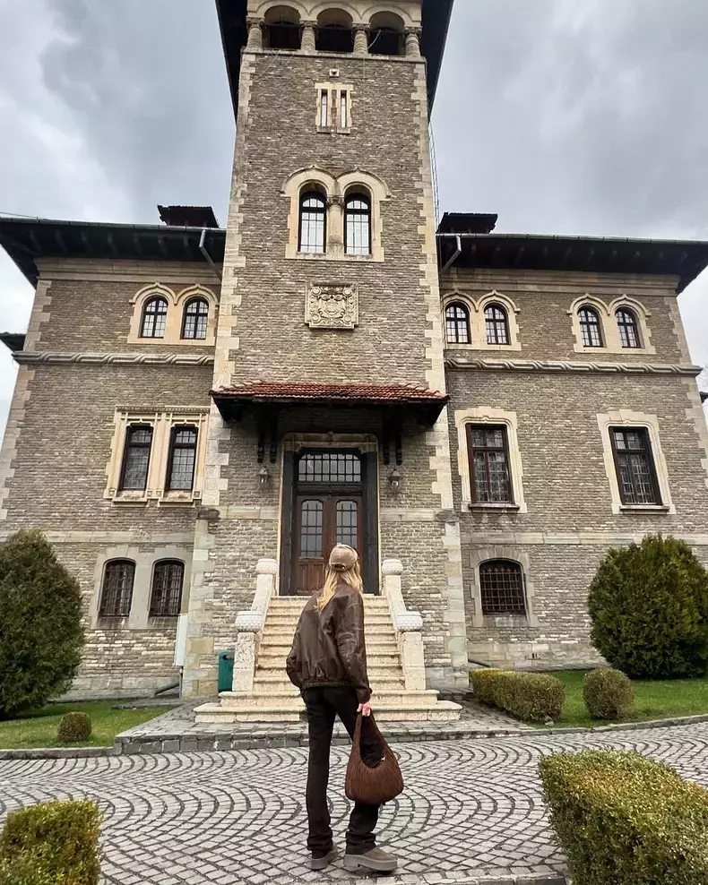 Chiara Ferragn in romania9