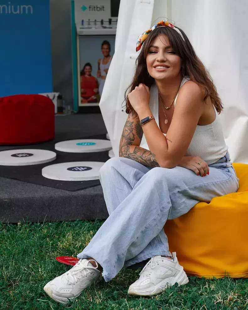 laura-musuroaea-6