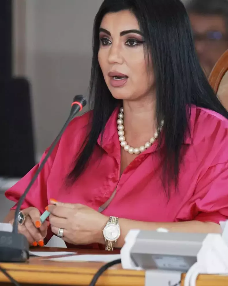 adriana-bahmuteanu-33-1