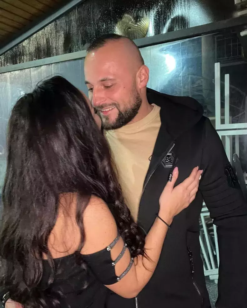 Claudia Shik si sotul ei