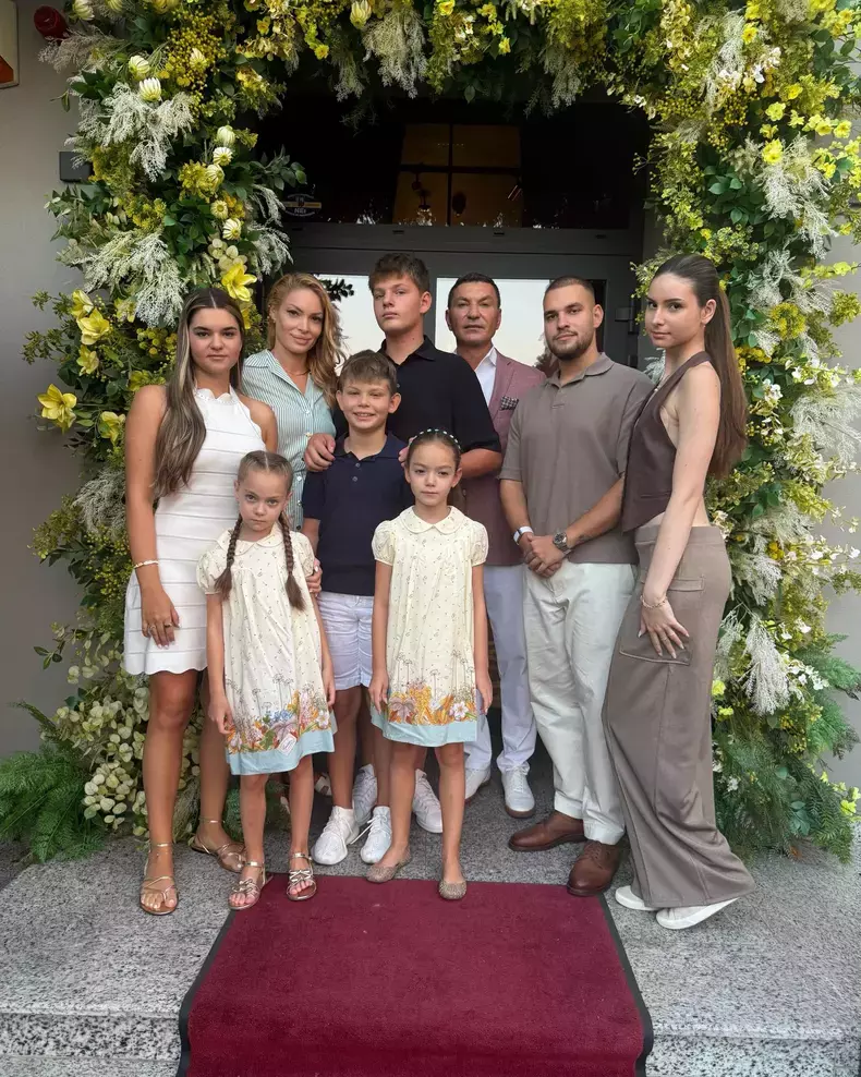 valentina-pelinel-familie1-1