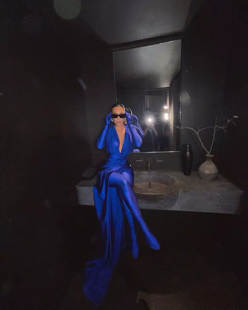 Kim-Kardashian-imagine-de-milioane-de-like-uri-din-prima-vacanta-cu-noul-iubit-10