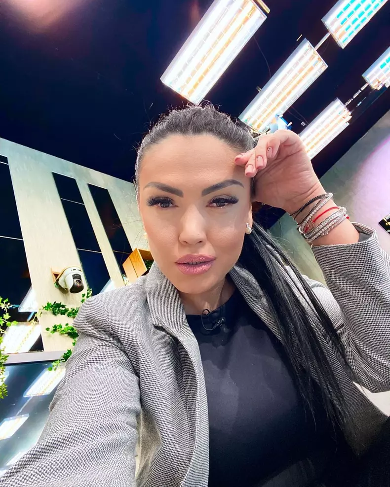 Marturisirea-inedita-facuta-de-Andreea-Mantea.-Ce-crede-vedeta-Kanal-D-despre-relatiile-toxice-2