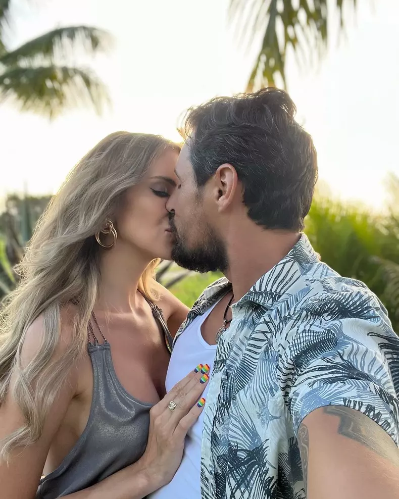 Ce-relatie-exista-intre-Ana-Maria-Pop-si-mama-fiului-lui-Daniel-Pavel-8