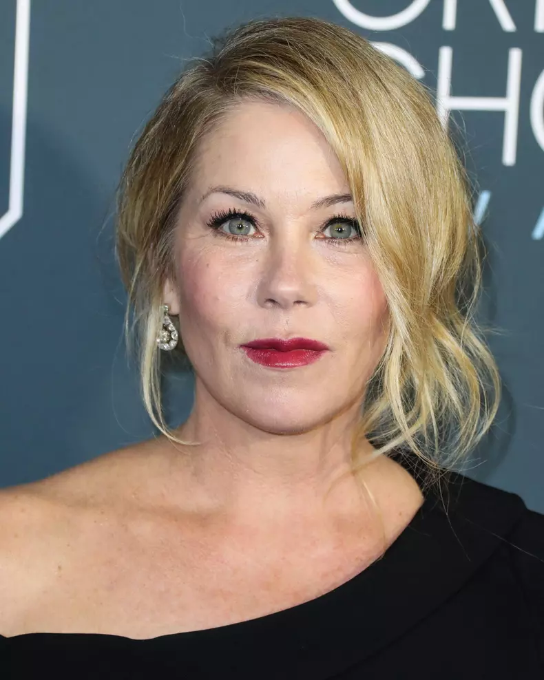 Christina Applegate, despre modul dramatic în care scleroza multiplă i-a afectat viața. „Nu voi accepta niciodată acest lucru”