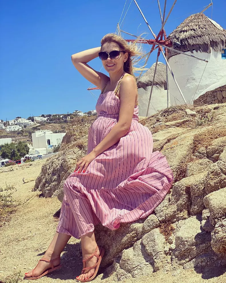 Andreea Ibacka, ședință foto în vacanță. Însărcinată în al doilea trimestru, actrița a plecat în Grecia (5)