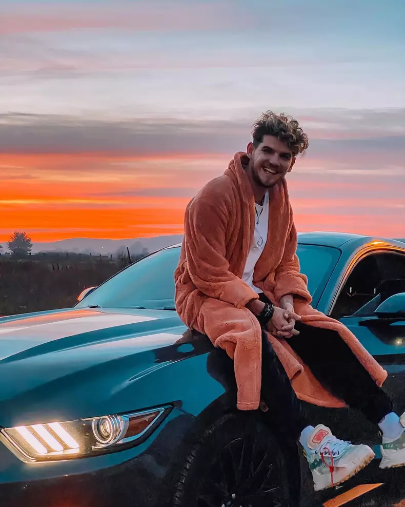 Cine este Cuza de la Asia Express sezonul 4 (1)