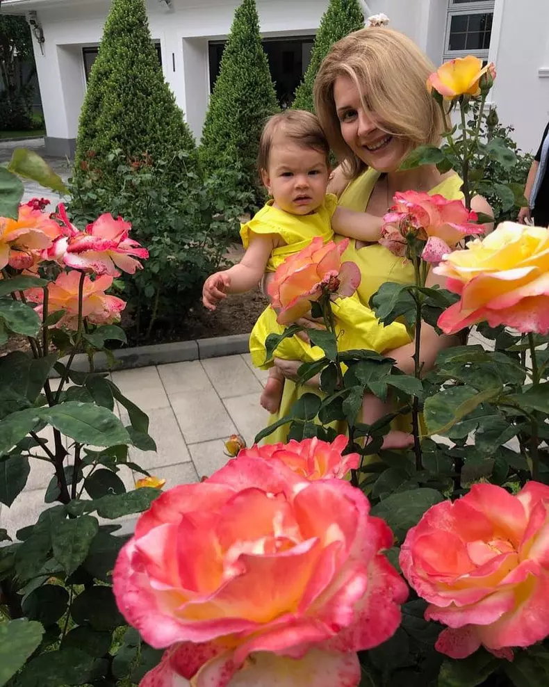 Fiica Alessandrei Stoicescu a împlinit 2 ani! Cum arată micuța Sara (3)