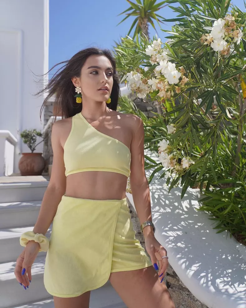 Alexia Eram, vacanta in Mikonos 2021 (2)