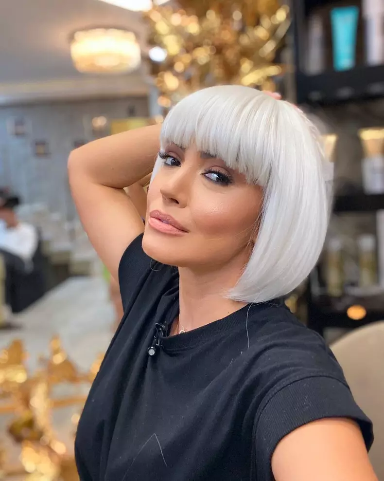 Andreea Mantea și-a făcut o schimbare majoră de look. Cum arată vedeta acum (6)