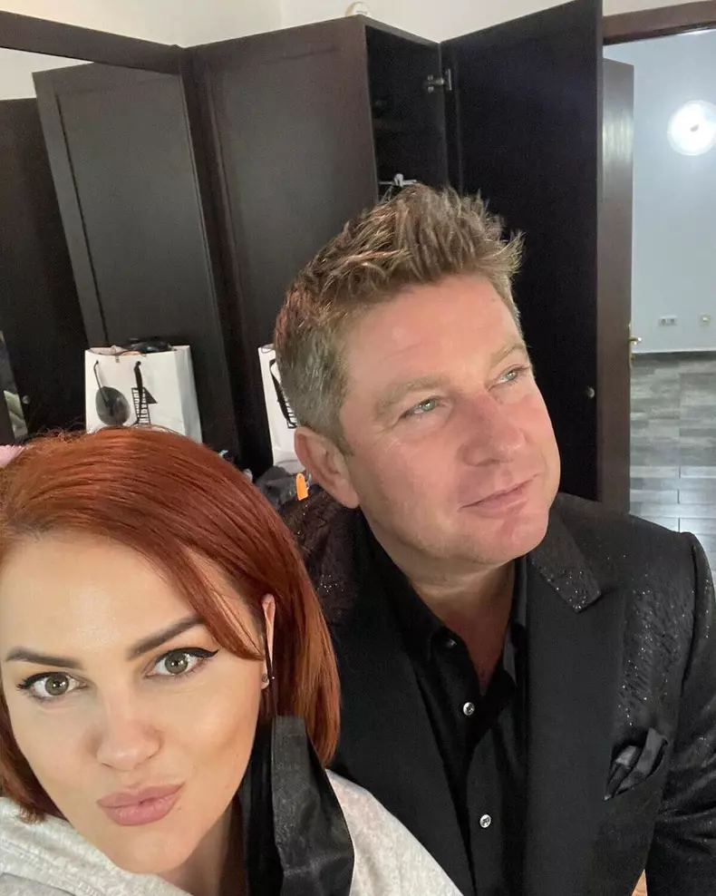 Cine este Andreea Caranda, producătoarea emisiunii Vorbește lumea. O cunoști de la Abracadabra (1)