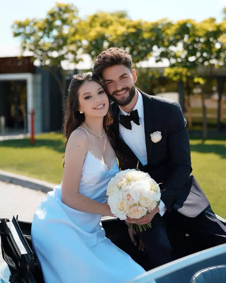 Cum a arătat Cleopatra Stratan în ziua nunții ei. Pavel Stratan, în lacrimi la nunta tinerei de 18 ani (3)