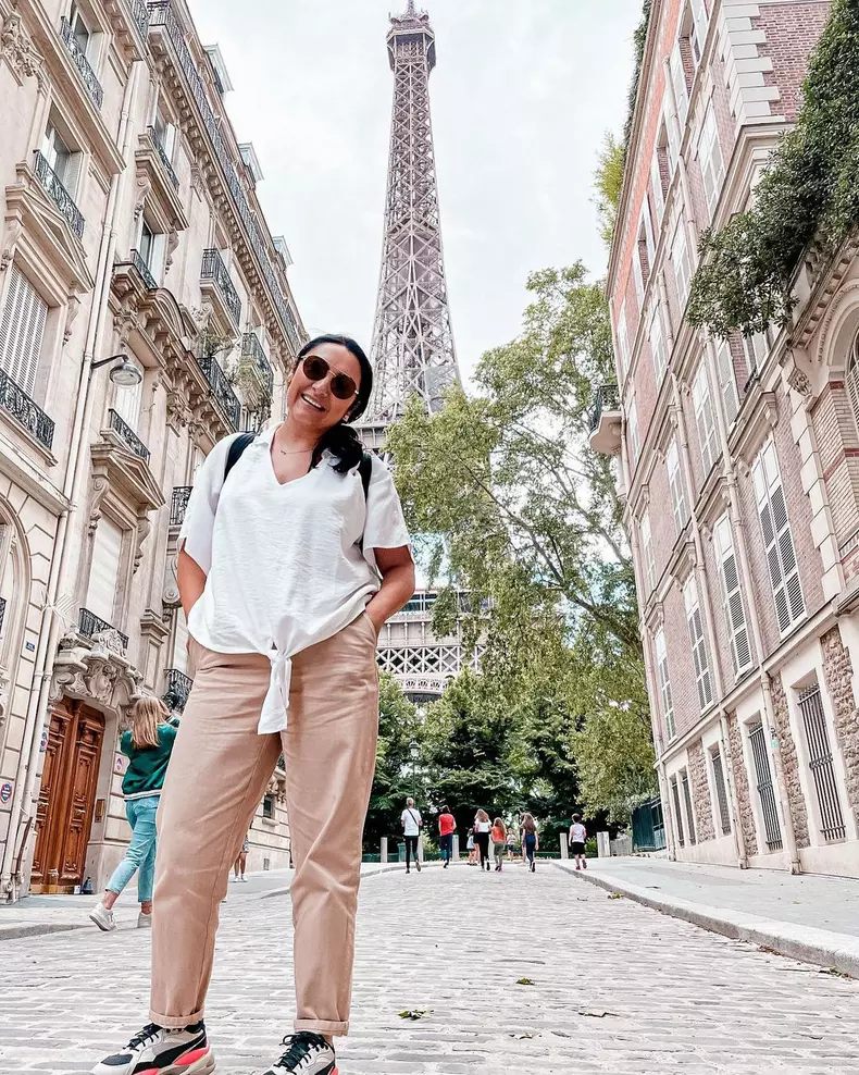 Cum răspunde Andra zvonurilor cum că ar fi iar însărcinată. Eu dau tot din casă (7)