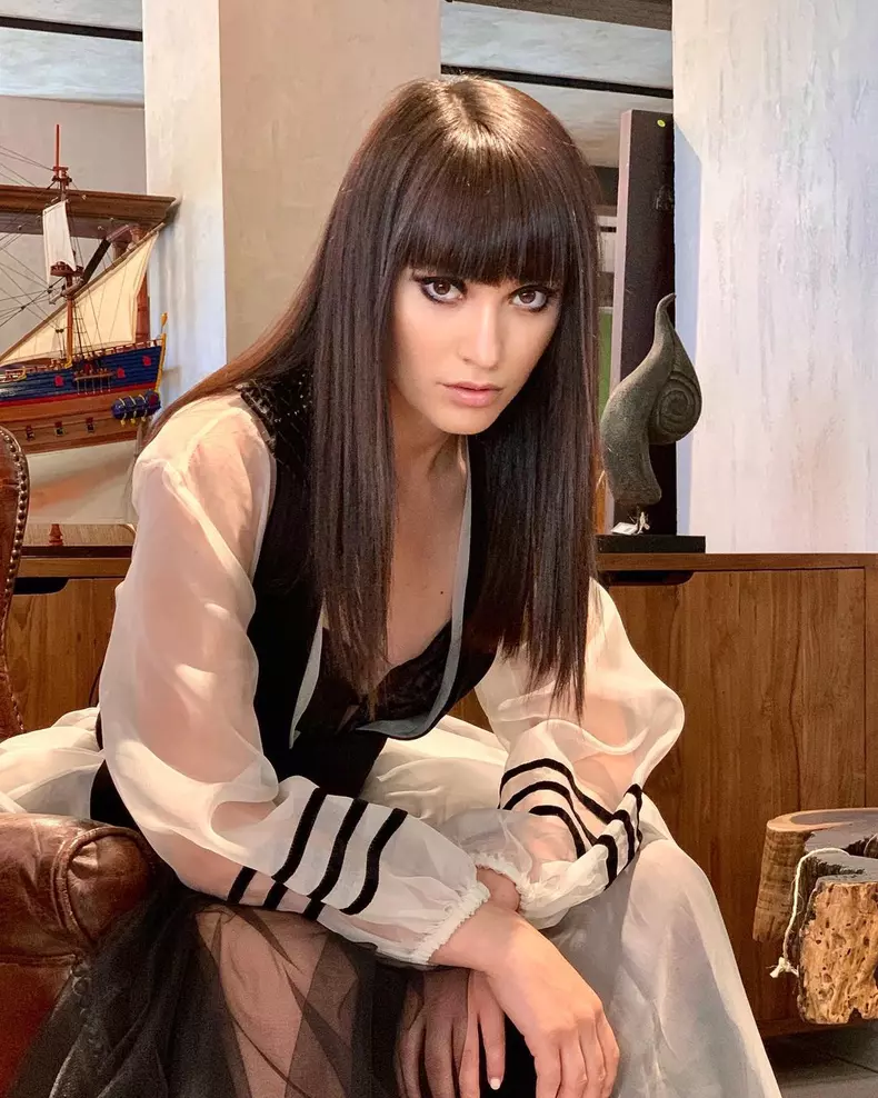 Irina Rimes, comparată cu o adolescentă. Arată de 17 ani și e foarte dulce (3)