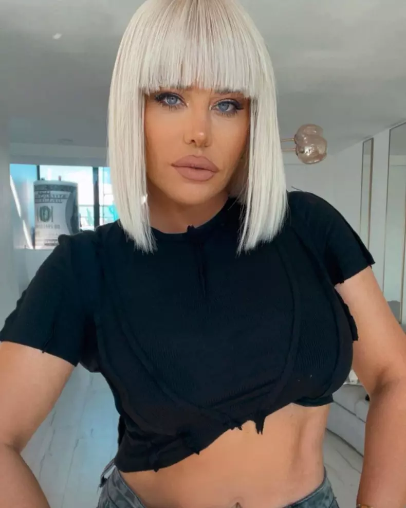 Motivul pentru care Loredana a fost asemănată cu Cleopatra. Cum arată acum artista (1)