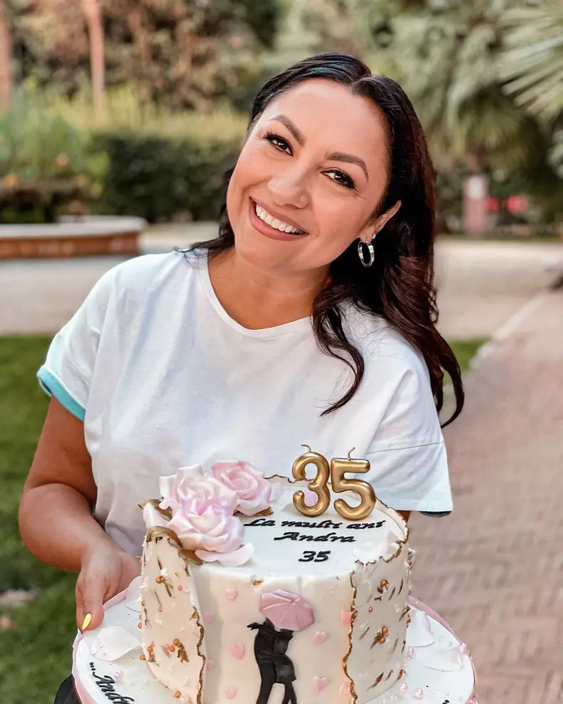 Vacanță specială și o dublă aniversare pentru Andra (7)