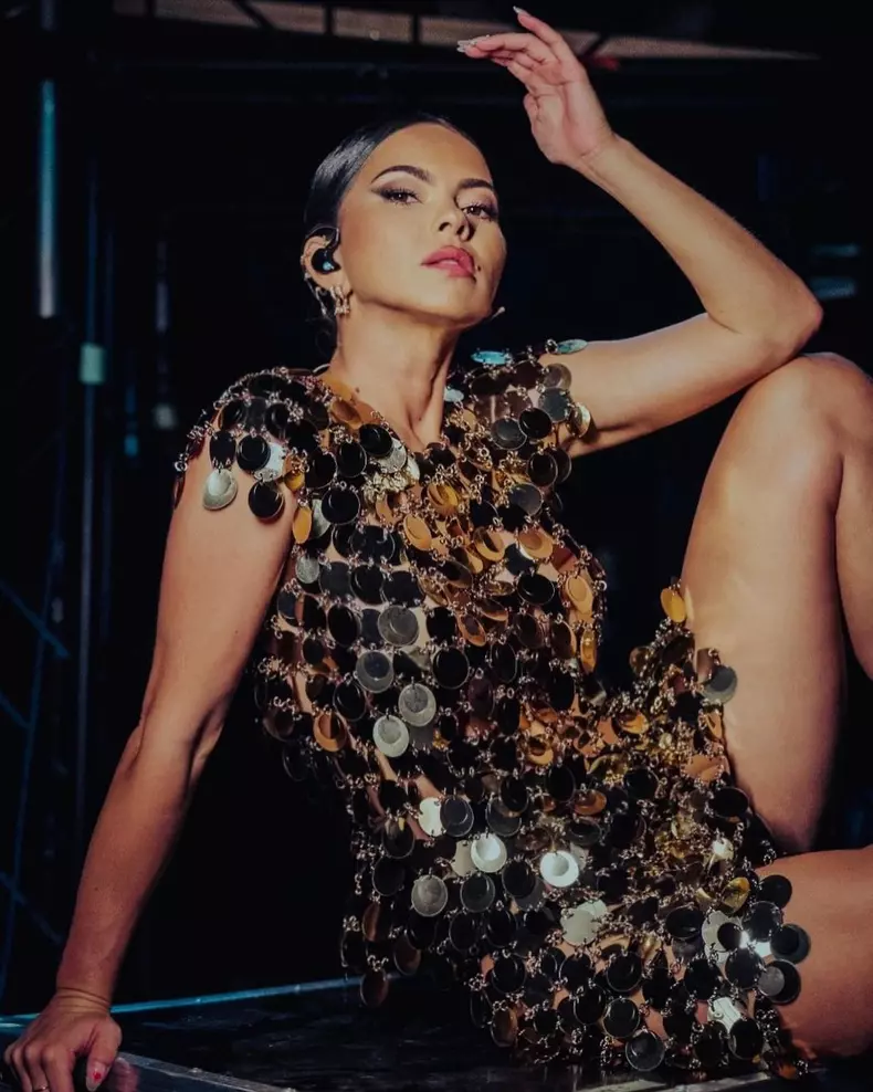 Inna-a-devenit-cel-mai-bogat-artist-din-Romania.-Ce-avere-are-artista-6