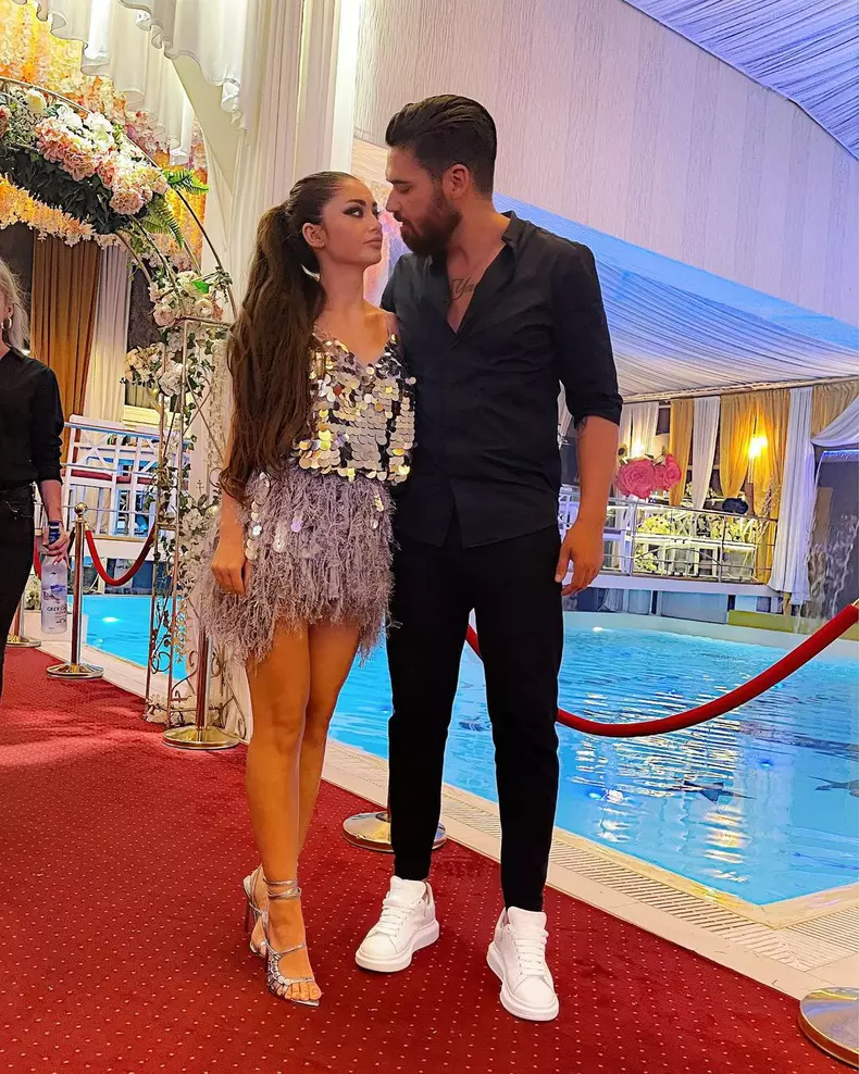 Sorin-Puscasu-va-deveni-tata.-Iubita-Razboinicului-de-la-„Survivor-Romania-este-insarcinata-3