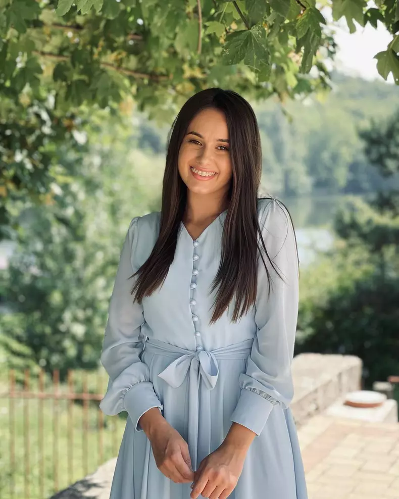 Cum-arata-surorile-Lidiei-Buble-8