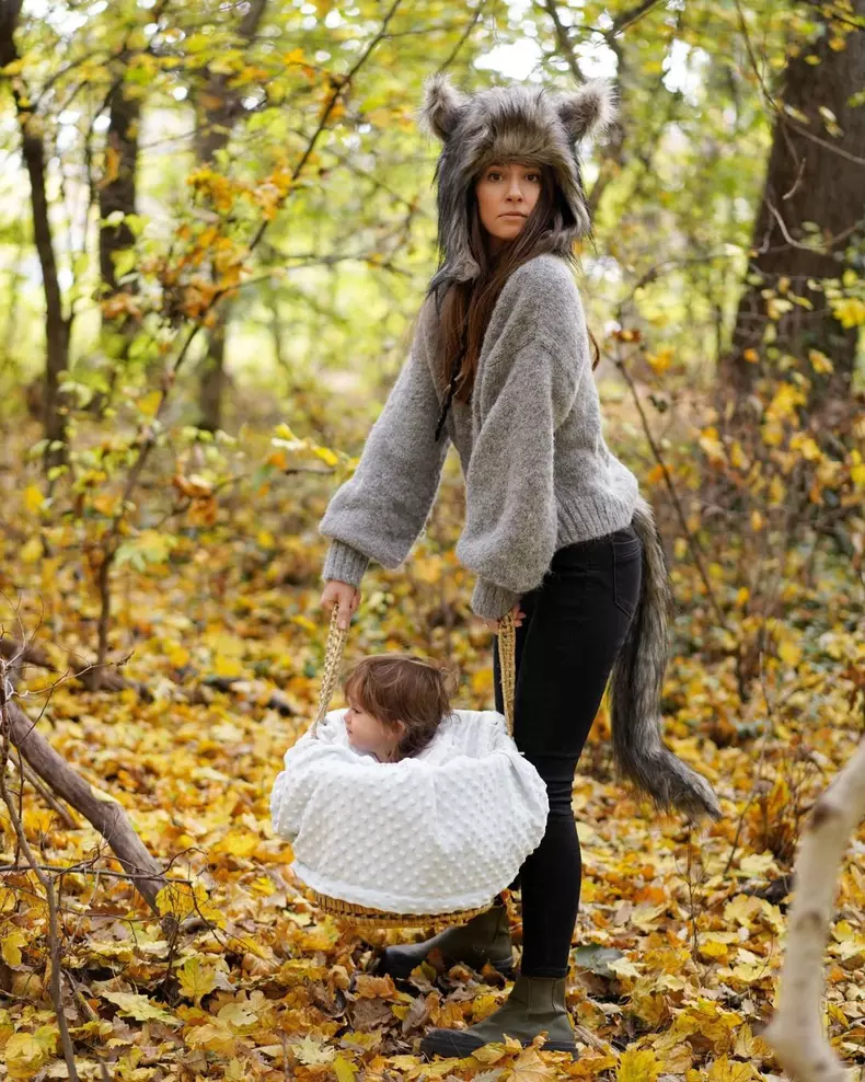 Fotografiile-adorabile-cu-Dana-Rogoz-si-cei-doi-copii-ai-ei.-„Lia-are-un-botic-de-iti-vine-sa-o-mananci-1