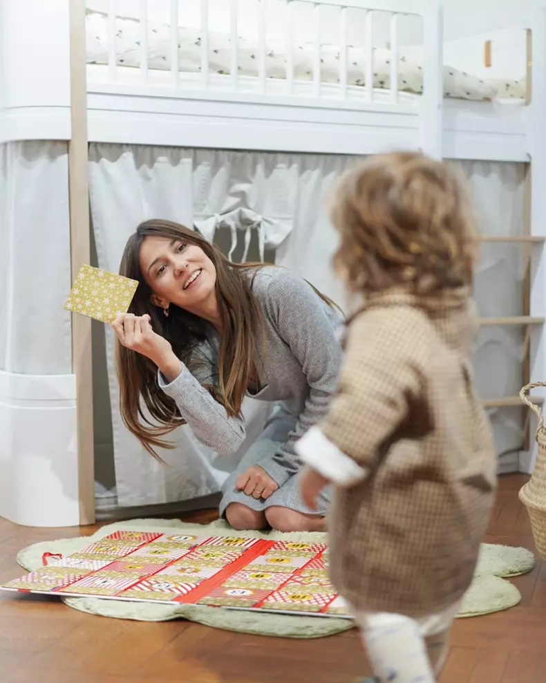 Fotografiile-adorabile-cu-Dana-Rogoz-si-cei-doi-copii-ai-ei.-„Lia-are-un-botic-de-iti-vine-sa-o-mananci-3