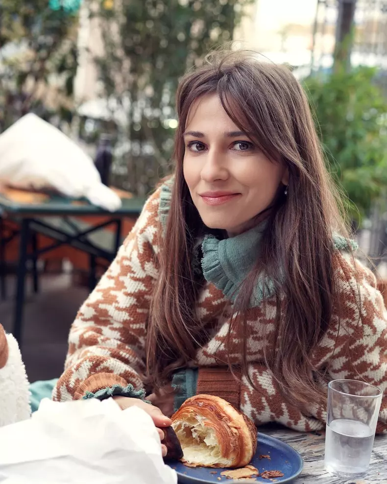 Fotografiile-adorabile-cu-Dana-Rogoz-si-cei-doi-copii-ai-ei.-„Lia-are-un-botic-de-iti-vine-sa-o-mananci-7