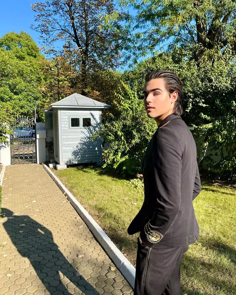 Radu-Stefan-Banica-4