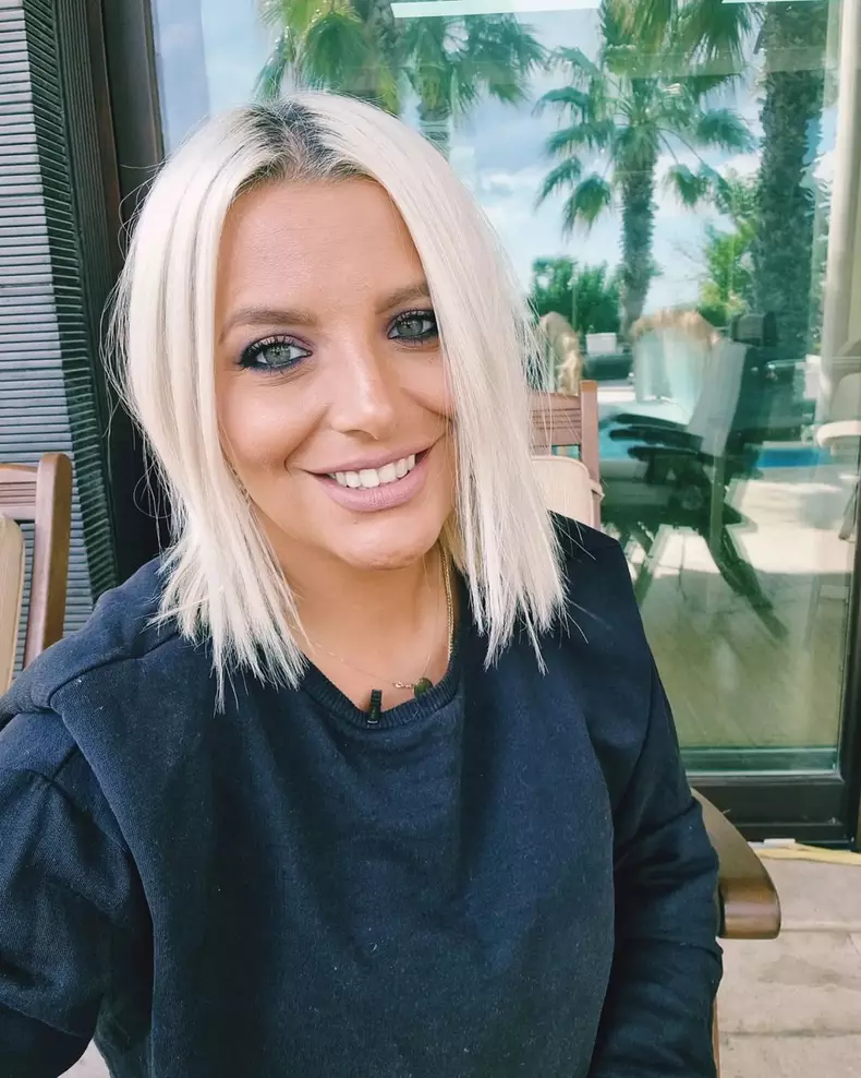 Romanita-in-al-noualea-cer-dupa-ce-a-castigat-„Femeia-alege-4