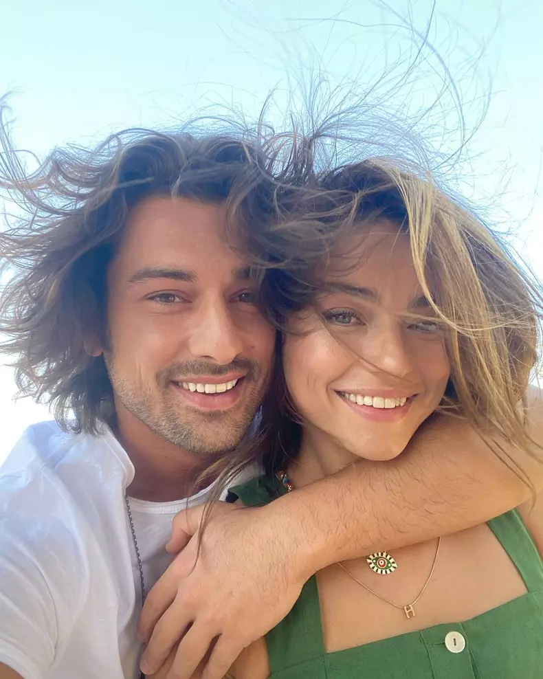 Alp-Navruz-a-confirmat-relatia-cu-Ayca-Aysin-Turan-1