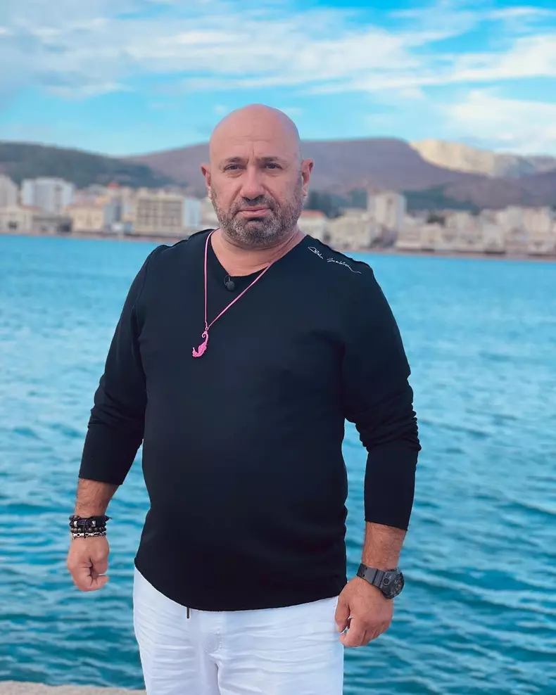 Catalin-Scarlatescu-4