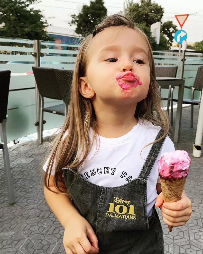 Cine-e-seful-acasa-la-Liviu-Varciu-4