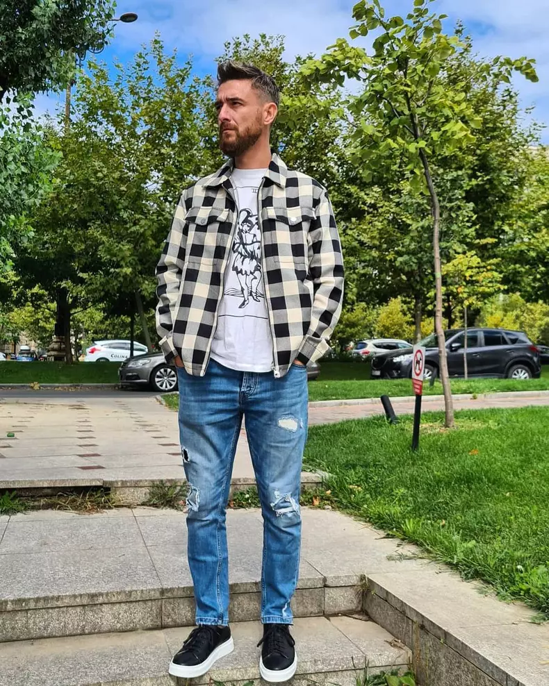 Mama-lui-Mihai-Chitu-a-fost-impotriva-relatiei-lui-cu-Andra-1-1