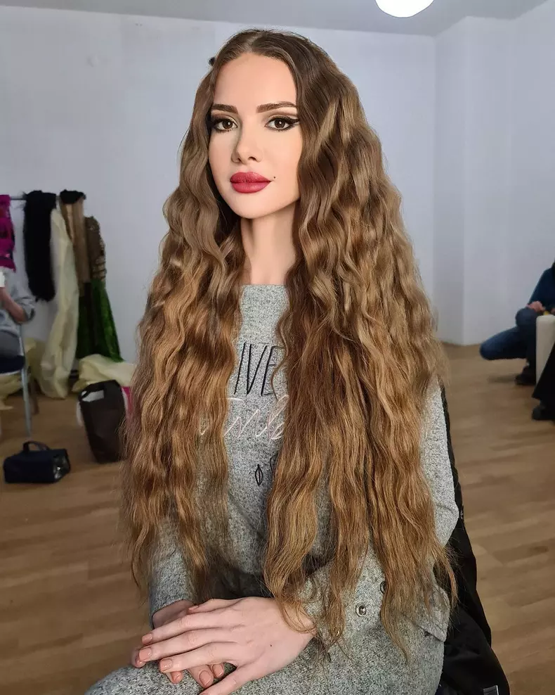 otilia-bilionera-1