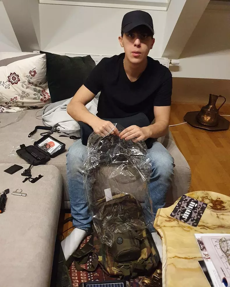 Ce-cadoul-a-primit-fiul-lui-Daniel-Pavel-de-la-colegii-lui-de-la-Pro-TV