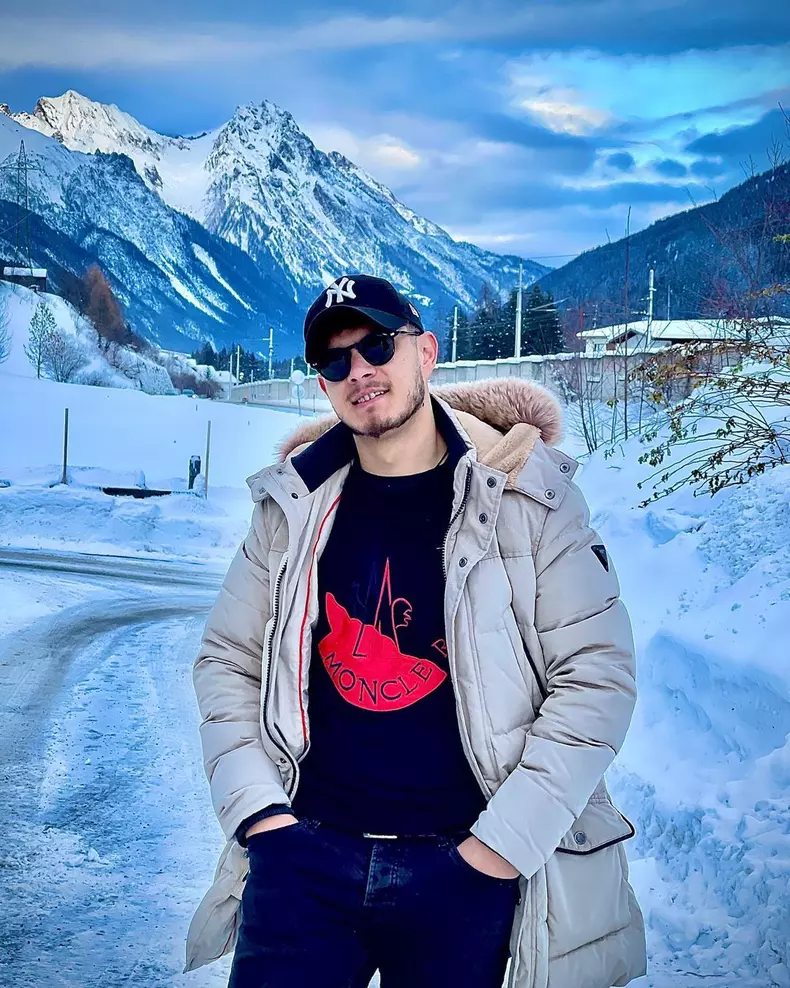 Ionut-Belei-castigatorul-„Chefi-la-cutite-a-publicat-primele-imagini-cu-noua-iubita-1-1