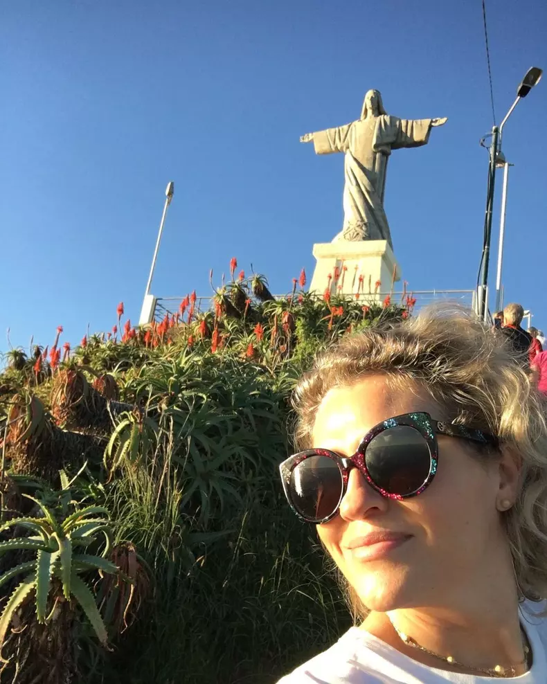 Mirela-Vaida-si-a-incarcat-bateriile-in-vacanta-din-Madeira-4