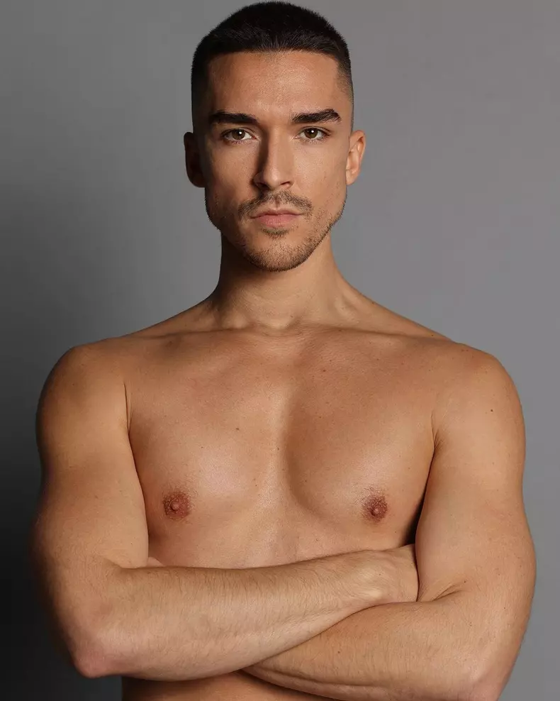 Survivor-Romania-2022-sezonul-3.-Concurentii-din-echipa-Faimosilor-11