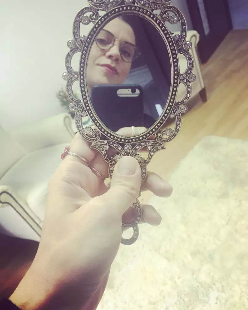 Cum-arata-azi-Laura-Andresan.-Fosta-partenera-a-lui-Grasu-XXL-a-implinit-40-de-ani-8