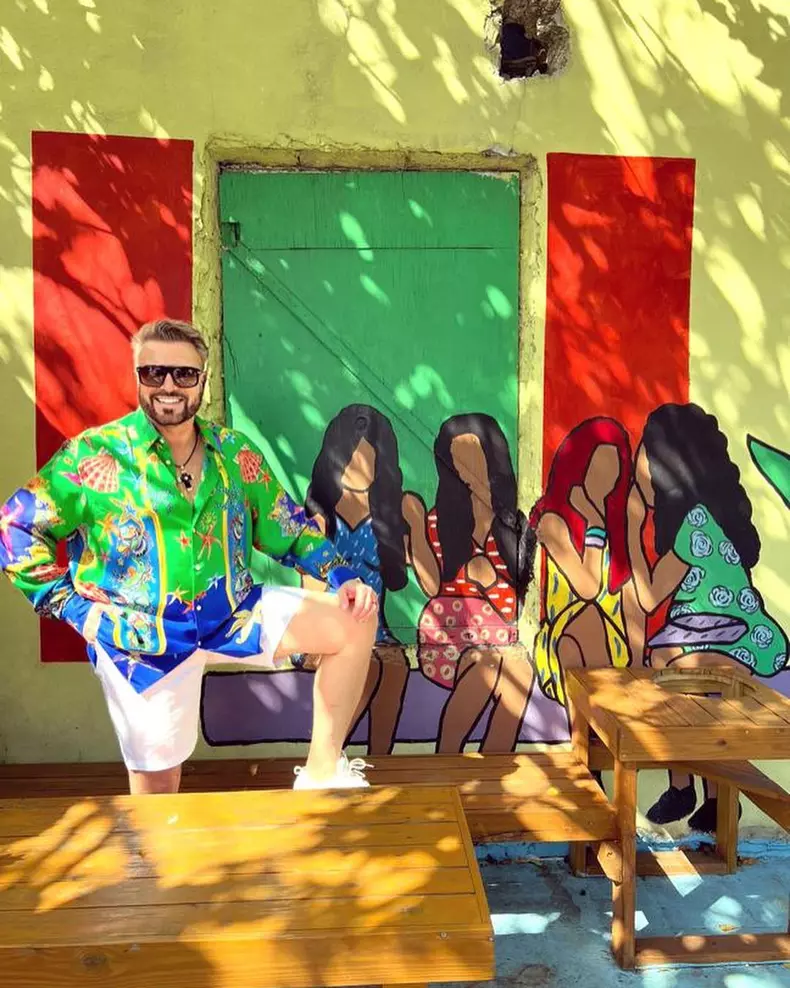 Motivul-pentru-care-Catalin-Botezatu-a-plecat-intr-o-vacanta-de-lux.-Ce-cauta-designerul-10