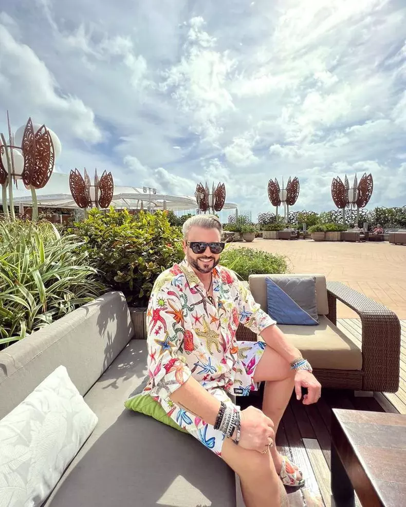 Motivul-pentru-care-Catalin-Botezatu-a-plecat-intr-o-vacanta-de-lux.-Ce-cauta-designerul-20