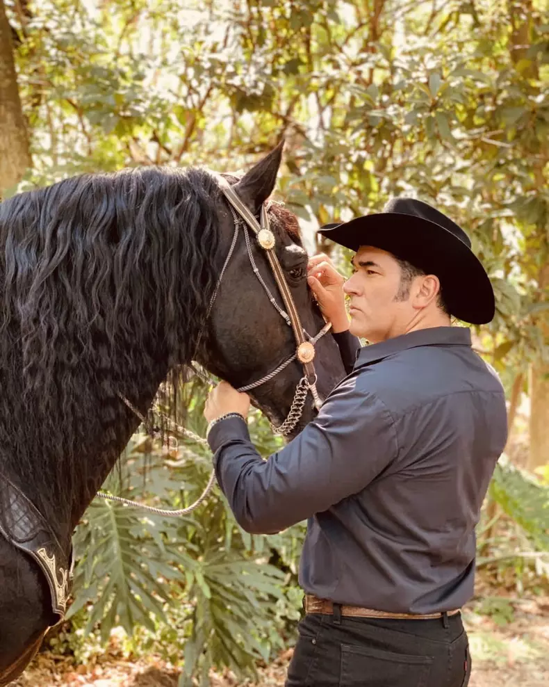 Eduardo-Santamarina-5