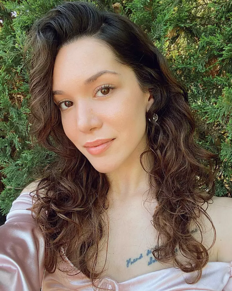 hazalsubasii-212442574_976693913090898_3712278840757026928_n