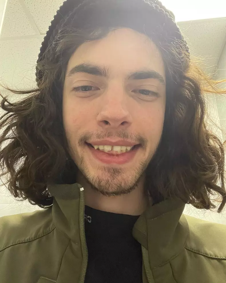 Cum-a-ajuns-un-tanar-model-din-Ucraina-de-pe-podium-pe-front-6