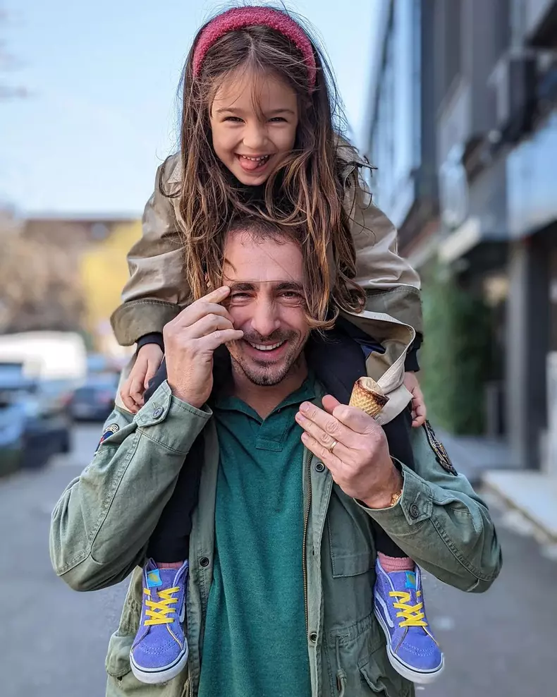 Imaginea-adorabila-prin-care-Vladimir-Draghia-a-anuntat-ca-va-deveni-tatic-pentru-a-doua-oara-9