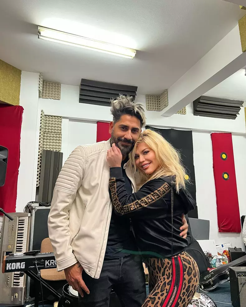 Loredana-Groza-si-Connect-R-7