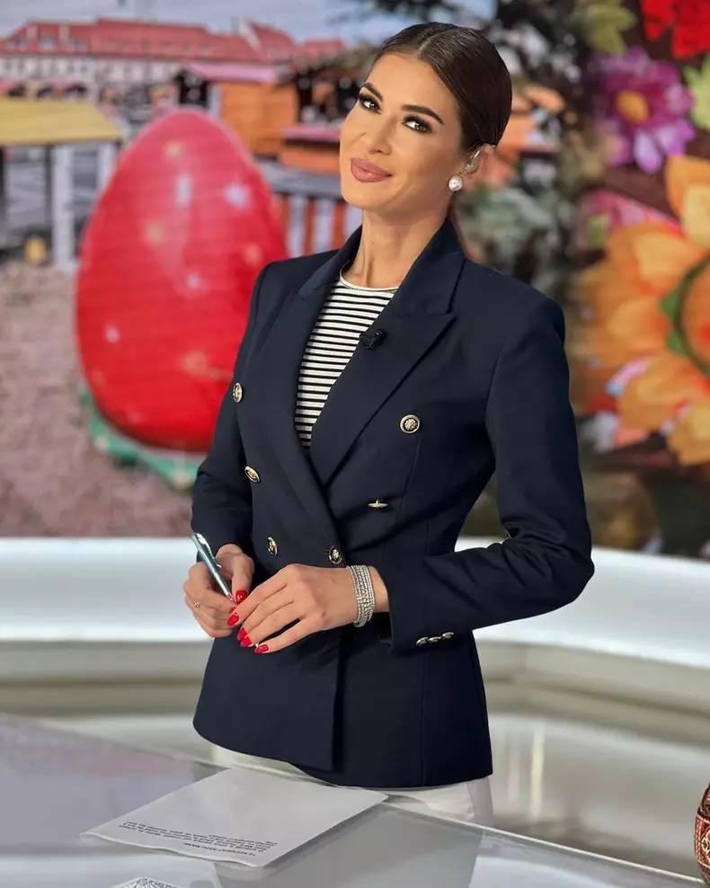 Cristina-Dorobantu-4